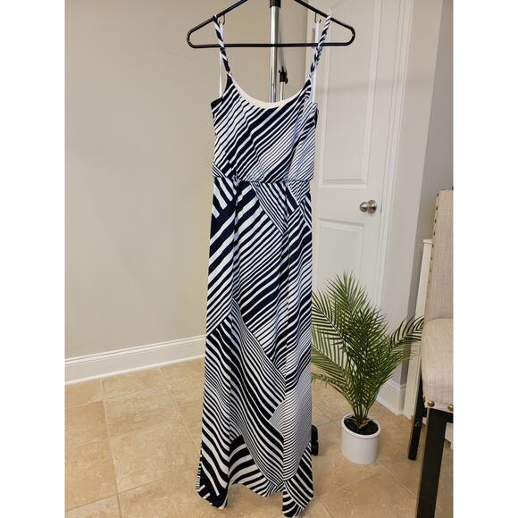 BCX Stunning Navy and White Maxi Dress - Picture 3 of 4